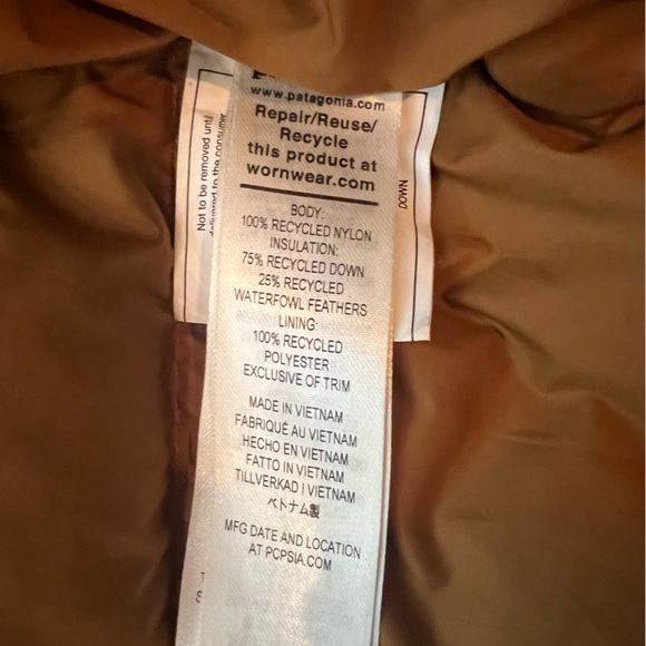 Patagonia Women’s XS Downdrift Parka Retail $399 - Picture 5 of 7